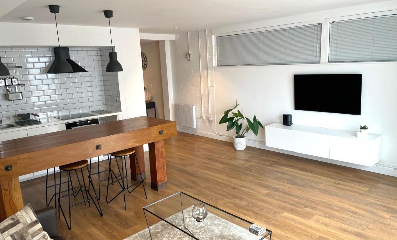 Spacious Industrial Style Apartment Londýn Exteriér fotografie
